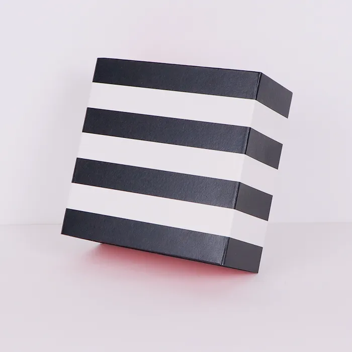 Darilne škatle za predale