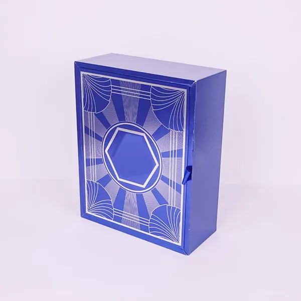 Magnetne darilne škatle